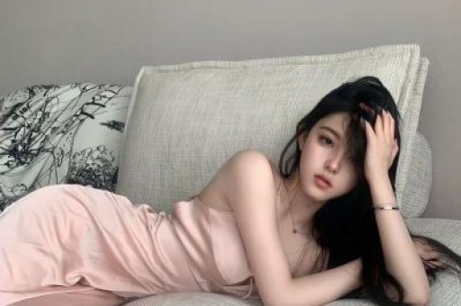3500家连锁店女网红艾琳演豪门戏翻车涉嫌欺诈中老年人